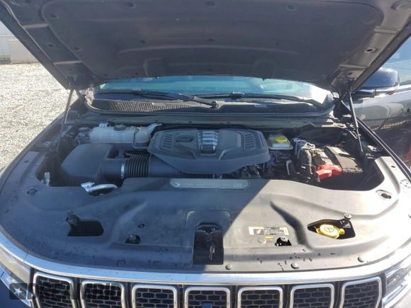 2024 Jeep Wagoneer Series II with VIN 1C4SJUBPXRS105007, listed as a Copart auction lot 55486705 with 36,344 mi miles and Salvage title. Bid and sale history available at DreamBid. Image 12.