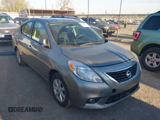 2012 Nissan Versa SL with VIN 3N1CN7AP8CL889143, listed as a IAAI auction lot 41831417 with 172,578 mi miles. Bid and sale history available at carsss.com. Image 1.