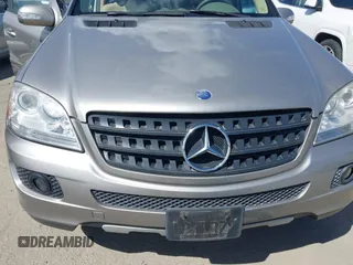 2006 Mercedes-Benz M 350 with VIN 4JGBB86E06A018999, listed as a IAAI auction lot 41923582 with 77,121 mi miles and . Bid and sale history available at DreamBid. Image 6.