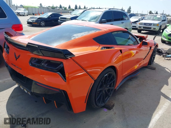 2019 Chevrolet Corvette 1LT z VIN 1G1YB2D74K5102125, wystawiony jako IAAI lot #42047085 z przebiegiem 43 939 mil mil oraz . Historia ofert i sprzedaży dostępna na DreamBid. Obrazek 4.