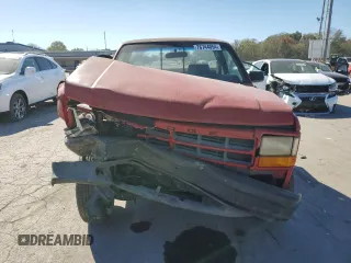 1993 Dodge Dakota S z VIN 1B7FL26X2PS175592, wystawiony jako Copart lot #76744054 z przebiegiem 94 863 mil mil oraz Szkoda całkowita • Salvage title. Historia ofert i sprzedaży dostępna na DreamBid. Obrazek 5.