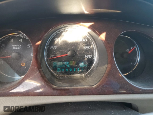 2009 Buick Lucerne CXL with VIN 1G4HD57M39U138968, listed as a Copart auction lot 77555374 with 172,065 mi miles and Salvage Title. Bid and sale history available at carsss.com. Image 9.