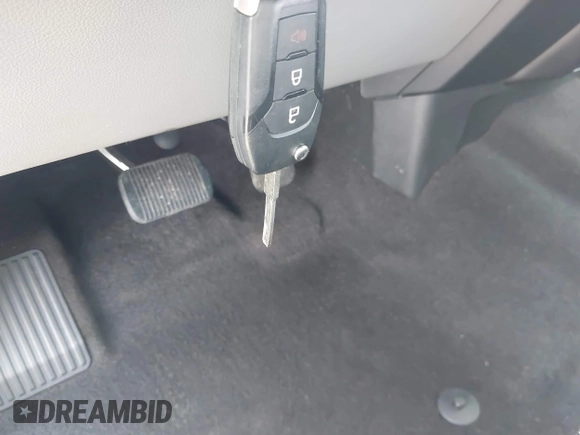 2020 Ford F-150 XL with VIN 1FTEW1CB6LKD64035, listed as a IAAI auction lot 42462331 with 31,073 mi miles and . Bid and sale history available at DreamBid. Image 11.