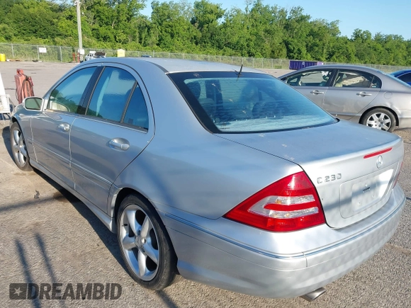 2006 Mercedes-Benz C 230 Sport with VIN WDBRF52H56E021295, listed as a IAAI auction lot 42148762 with 113,276 mi miles and . Bid and sale history available at carsss.com. Image 3.