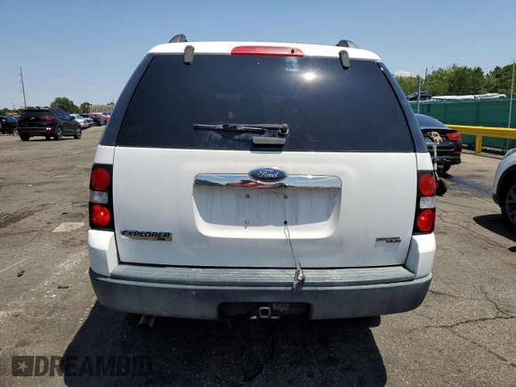 2007 Ford Explorer XLT z VIN 1FMEU73E07UB03959, wystawiony jako Copart lot #62706665 z przebiegiem 199 833 mil mil oraz Nie do naprawy • Non repairable. Historia ofert i sprzedaży dostępna na DreamBid. Obrazek 6.