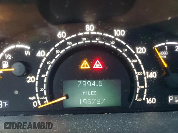 2001 Mercedes-Benz S-Class with VIN WDBNG70J51A156970, listed as a Copart auction lot 88227025 with 196,797 mi miles and Salvage Title. Bid and sale history available at carsss.com. Image 9.