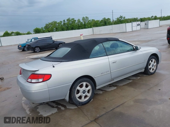 2001 Toyota Solara SE z VIN 2T1FF28P11C488940, wystawiony jako IAAI lot #42223312 z przebiegiem 197 410 mil mil oraz . Historia ofert i sprzedaży dostępna na DreamBid. Obrazek 4.