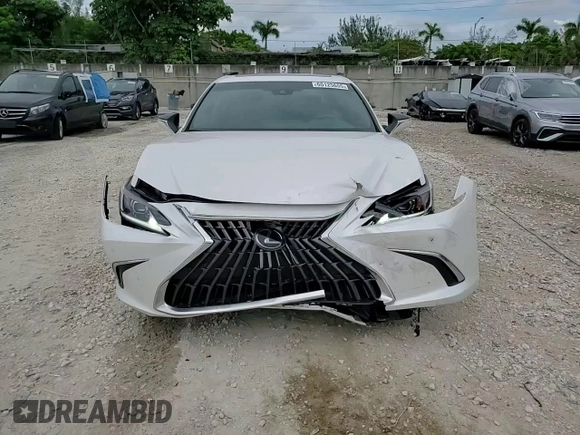 2024 Lexus ES 350 с VIN 58ADZ1B19RU175330, выставлен на аукционе Copart как лот 60125655 с пробегом 7 074 миль миль и Списание • Salvage title. История ставок и продаж доступна на DreamBid. Изображение 13.