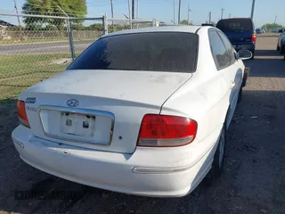 2005 Hyundai Sonata GLS with VIN KMHWF35H95A187681, listed as a IAAI auction lot 41998410 with 1 mi miles. Bid and sale history available at carsss.com. Image 4.