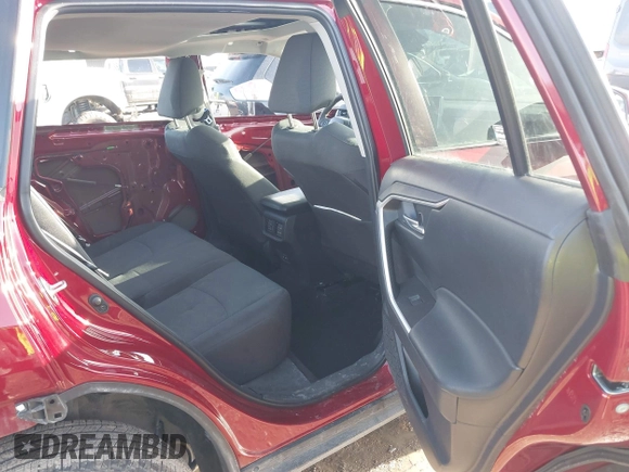 2024 Toyota RAV4 XLE with VIN 2T3P1RFV4RW414913, listed as a IAAI auction lot 41681959 with 9,870 mi miles. Bid and sale history available at carsss.com. Image 8.