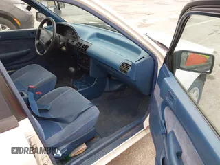 1994 Ford Escort z VIN 1FARP15J9RW134239, wystawiony jako IAAI lot #42056543 z przebiegiem 120 843 mil mil oraz . Historia ofert i sprzedaży dostępna na DreamBid. Obrazek 5.