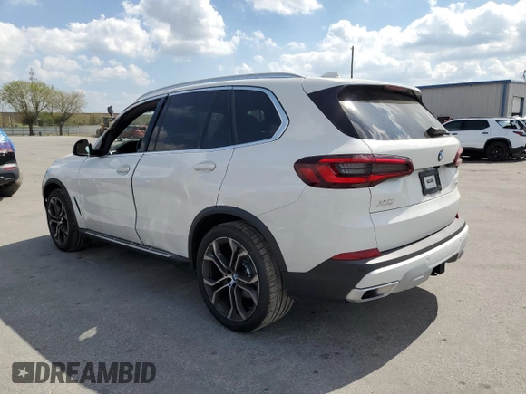 2023 BMW X5 xDrive40i with VIN 5UXCR6C09P9P39406, listed as a Copart auction lot 41121633 with 2,974 mi miles. Bid and sale history available at carsss.com. Image 2.