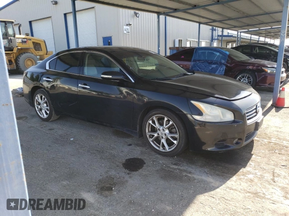 2014 Nissan Maxima SV with VIN 1N4AA5AP1EC473430, listed as a Copart auction lot 59336975 with 137,461 mi miles and Salvage title. Bid and sale history available at DreamBid. Image 4.