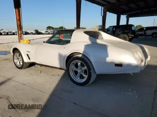 1976 Chevrolet Corvette with VIN 1Z37L6S446477, listed as a Copart auction lot 81751514 with 1,992 mi miles and Clean title. Bid and sale history available at DreamBid. Image 2.