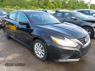2016 Nissan Altima SR with VIN 1N4AL3APXGC247355, listed as a IAAI auction lot 42201570 with 149,466 mi miles and . Bid and sale history available at DreamBid. Image 1.
