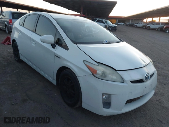 2010 Toyota Prius II with VIN JTDKN3DU5A5182095, listed as a IAAI auction lot 42152366 with 390,401 mi miles and . Bid and sale history available at carsss.com. Image 1.