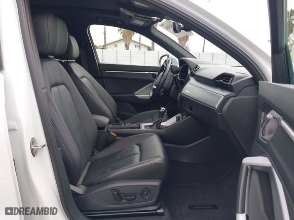 2022 Audi Q3 S line Premium Plus with VIN WA1EECF33N1031877, listed as a IAAI auction lot 41643084 with 68,678 mi miles. Bid and sale history available at carsss.com. Image 5.