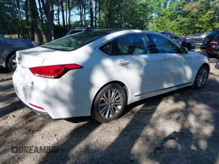 2017 Genesis G80 3.8L z VIN KMHGN4JE6HU168680, wystawiony jako IAAI lot #42524348 z przebiegiem 65 864 mil mil oraz . Historia ofert i sprzedaży dostępna na DreamBid. Obrazek 4.
