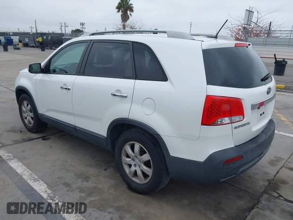 2011 Kia Sorento LX with VIN 5XYKT4A10BG170581, listed as a IAAI auction lot 42164145 with Not Provided miles and . Bid and sale history available at carsss.com. Image 3.