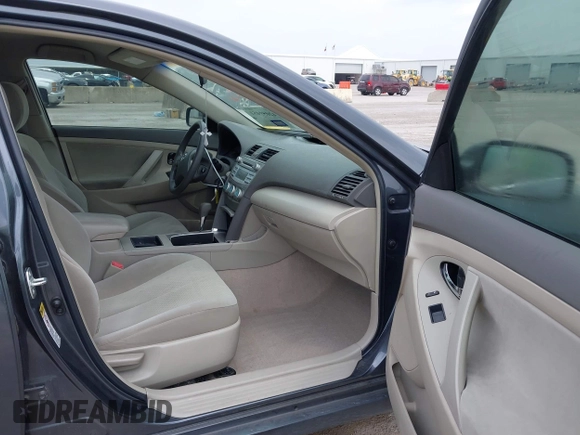 2009 Toyota Camry with VIN 4T1BE46K49U277973, listed as a IAAI auction lot 42059451 with 176,202 mi miles. Bid and sale history available at carsss.com. Image 5.