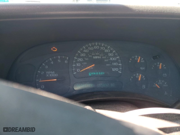 2004 Chevrolet Silverado 1500 Work Truck with VIN 1GCEC19X44Z200142, listed as a Copart auction lot 81098794 with 185,897 mi miles and Salvage Title. Bid and sale history available at carsss.com. Image 9.