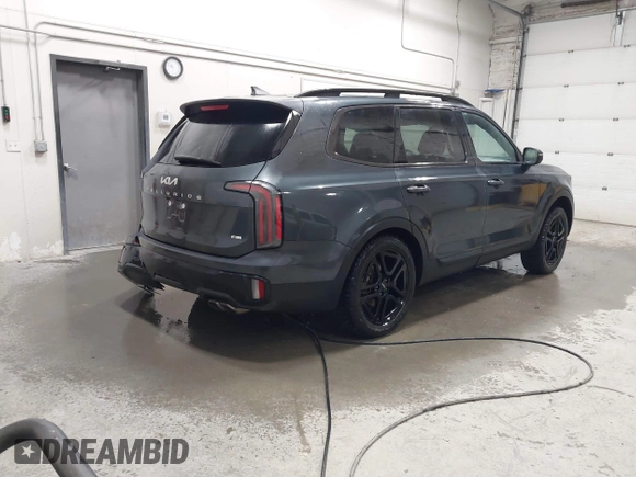 2024 Kia Telluride EX with VIN 5XYP3DGC2RG517918, listed as a IAAI auction lot 41599844 with 9,544 mi miles and . Bid and sale history available at carsss.com. Image 4.