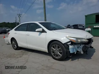 2015 Toyota Camry XLE z VIN 4T1BF1FK7FU105038, wystawiony jako Copart lot #59370355 z przebiegiem 76 870 mil mil oraz Szkoda całkowita • Salvage title. Historia ofert i sprzedaży dostępna na DreamBid. Obrazek 4.