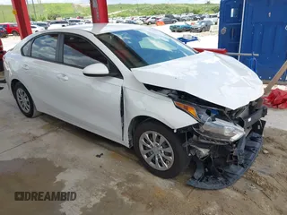 2021 Kia Forte LXS with VIN 3KPF24AD8ME338790, listed as a IAAI auction lot 42547558 with 58,308 mi miles and . Bid and sale history available at DreamBid. Image 1.