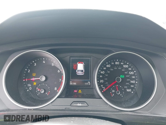 2018 Volkswagen Tiguan S с VIN 3VV0B7AXXJM051617, выставлен на аукционе IAAI как лот 41976860 с пробегом 66 186 миль миль и . История ставок и продаж доступна на DreamBid. Изображение 7.