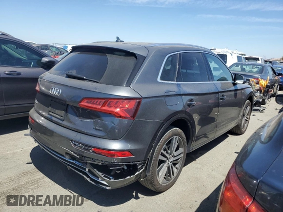2020 Audi Q5 Premium Plus with VIN WA1E2AFY6L2068292, listed as a Copart auction lot 66568444 with 43,992 mi miles and Salvage title. Bid and sale history available at DreamBid. Image 3.