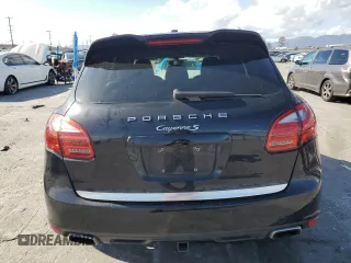 2012 Porsche Cayenne S z VIN WP1AB2A24CLA49620, wystawiony jako Copart lot #51384715 z przebiegiem Nie podano mil oraz Szkoda całkowita • Salvage title. Historia ofert i sprzedaży dostępna na DreamBid. Obrazek 6.