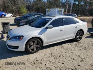 2013 Volkswagen Passat SE z VIN 1VWBP7A3XDC095285, wystawiony jako Copart lot #81707284 z przebiegiem 125 706 mil mil oraz Czysty tytuł • Clean title. Historia ofert i sprzedaży dostępna na DreamBid. Obrazek 1.