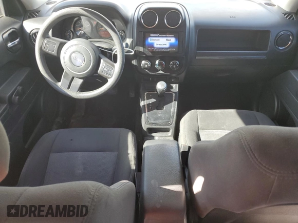 2017 Jeep Patriot Sport z VIN 1C4NJPBB4HD120494, wystawiony jako Copart lot #52203955 z przebiegiem 103 805 mil mil oraz Szkoda całkowita • Salvage title. Historia ofert i sprzedaży dostępna na DreamBid. Obrazek 8.