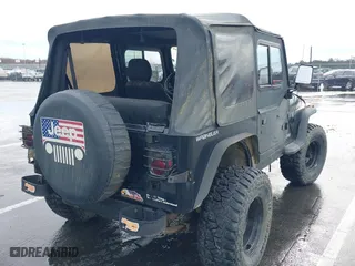 1995 Jeep Wrangler S with VIN 1J4FY19P0SP258399, listed as a IAAI auction lot 41970320 with 151,621 mi miles. Bid and sale history available at carsss.com. Image 4.