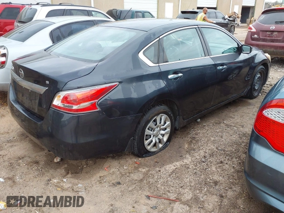2015 Nissan Altima SV with VIN 1N4AL3AP4FC206265, listed as a IAAI auction lot 41671670 with 180,421 mi miles and . Bid and sale history available at DreamBid. Image 4.