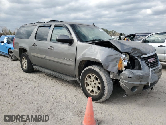 2007 GMC Yukon XL SLT with VIN 1GKFC16077J405098, listed as a Copart auction lot 44161435 with 209,519 mi miles and Salvage Title. Bid and sale history available at carsss.com. Image 4.