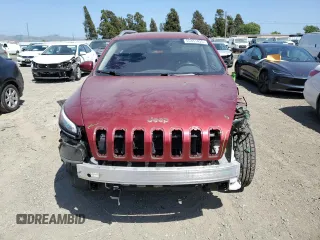 2016 Jeep Cherokee Latitude с VIN 1C4PJMCS2GW235362, выставлен на аукционе Copart как лот 55331435 с пробегом 110 584 миль миль и Списание • Salvage title. История ставок и продаж доступна на DreamBid. Изображение 5.