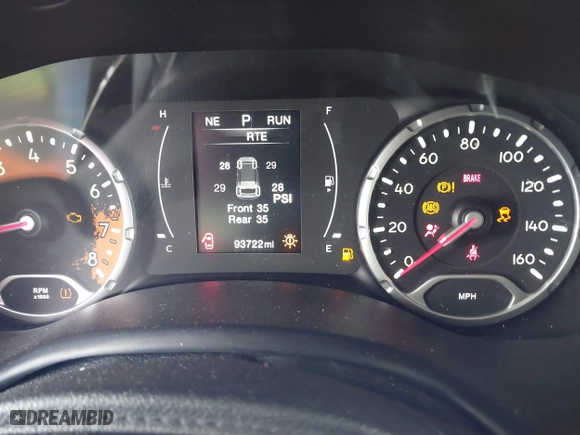 2017 Jeep Renegade Altitude with VIN ZACCJABB7HPE60518, listed as a IAAI auction lot 41787992 with 93,722 mi miles. Bid and sale history available at carsss.com. Image 7.