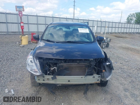 2019 Nissan Versa SV z VIN 3N1CN7AP5KL863761, wystawiony jako IAAI lot #41958583 z przebiegiem 106 086 mil mil oraz . Historia ofert i sprzedaży dostępna na DreamBid. Obrazek 12.