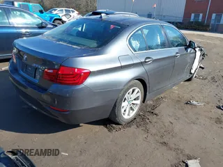 2016 BMW 5 Series 528i xDrive with VIN WBA5A7C56GG148624, listed as a IAAI auction lot 41640003 with 1 mi miles. Bid and sale history available at carsss.com. Image 4.