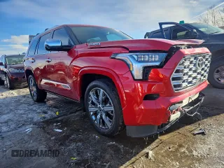 2023 Toyota Sequoia SR5 with VIN 7SVAAABA1PX019290, listed as a Copart auction lot 42162895 with 29,184 mi miles and Salvage Title. Bid and sale history available at carsss.com. Image 4.
