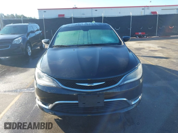 2015 Chrysler 200 C with VIN 1C3CCCCB4FN524965, listed as a IAAI auction lot 41757269 with 187,293 mi miles. Bid and sale history available at carsss.com. Image 12.