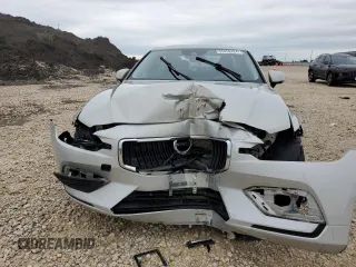 2019 Volvo S60 Momentum with VIN 7JR102FK6KG001352, listed as a Copart auction lot 55452424 with 54,636 mi miles and Salvage Title. Bid and sale history available at carsss.com. Image 5.