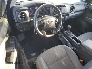 2022 Toyota Tacoma SR с VIN 3TYRZ5CN0NT022784, выставлен на аукционе Copart как лот 49487375 с пробегом 84 965 миль миль и Списание • Salvage title. История ставок и продаж доступна на DreamBid. Изображение 8.