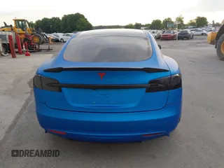 2013 Tesla Model S Performance with VIN 5YJSA1DP5DFP25345, listed as a IAAI auction lot 42288379 with 165,915 mi miles and . Bid and sale history available at DreamBid. Image 16.