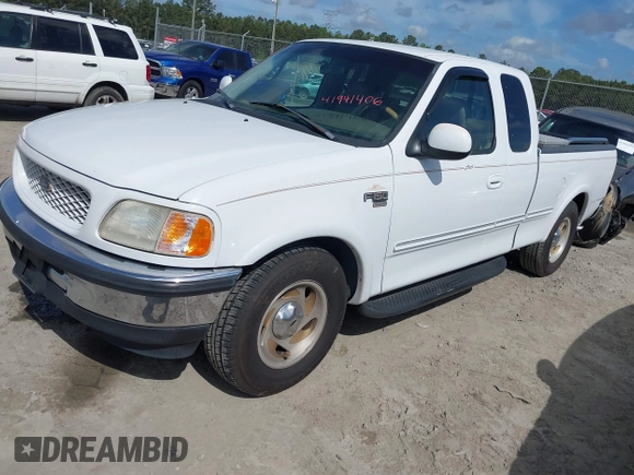 1998 Ford F-150 с VIN 1FTZX1765WNB80624, выставлен на аукционе IAAI как лот 41941406 с пробегом 190 141 миль миль и . История ставок и продаж доступна на DreamBid. Изображение 2.