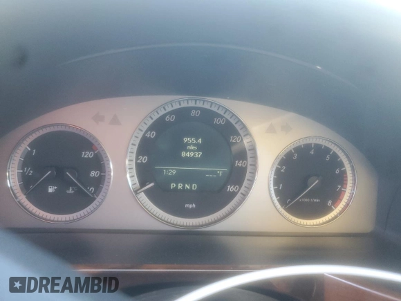 2011 Mercedes-Benz GLK 350 with VIN WDCGG5GB0BF609405, listed as a Copart auction lot 70653754 with 84,937 mi miles and Salvage Title. Bid and sale history available at DreamBid. Image 9.