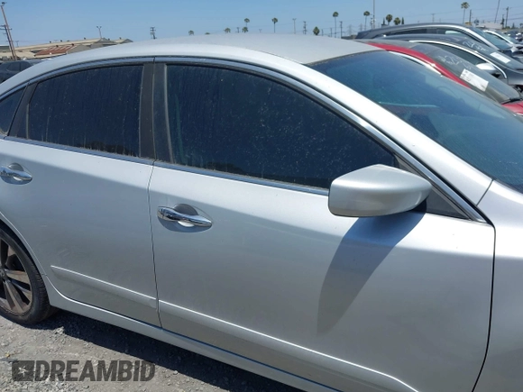 2017 Nissan Altima S z VIN 1N4AL3AP7HN324639, wystawiony jako IAAI lot #42008550 z przebiegiem 101 419 mil mil oraz . Historia ofert i sprzedaży dostępna na DreamBid. Obrazek 14.