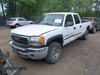 2005 GMC Sierra 2500HD SLE z VIN 1GTHK23U75F804162, wystawiony jako IAAI lot #42143820 z przebiegiem 3 mil mil oraz . Historia ofert i sprzedaży dostępna na DreamBid. Obrazek 17.