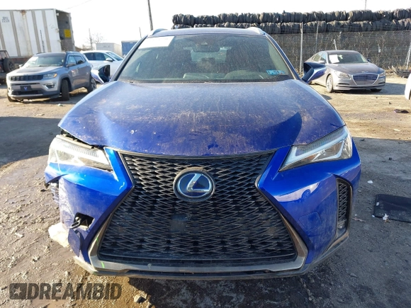 2019 Lexus UX 250h z VIN JTHU9JBH4K2015400, wystawiony jako IAAI lot #41525608 z przebiegiem Nie podano mil oraz . Historia ofert i sprzedaży dostępna na DreamBid. Obrazek 11.